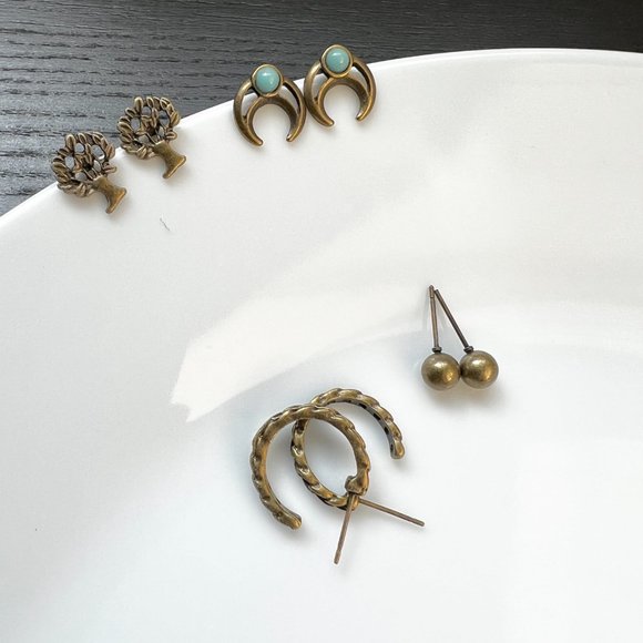 NEW Small Stud Earrings (Set of 4) - Picture 3 of 6